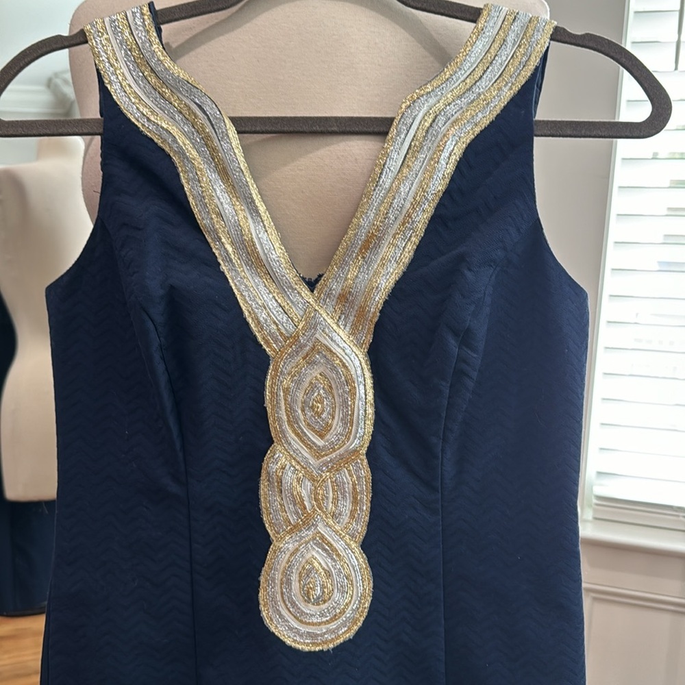 Just TaylorSz 4P Navy with metallic thread back zip never worn. EUC - Picture 2 of 8